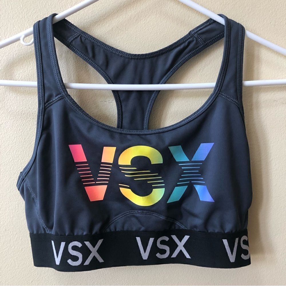 Victoria’s Secret Sports Bra Size M